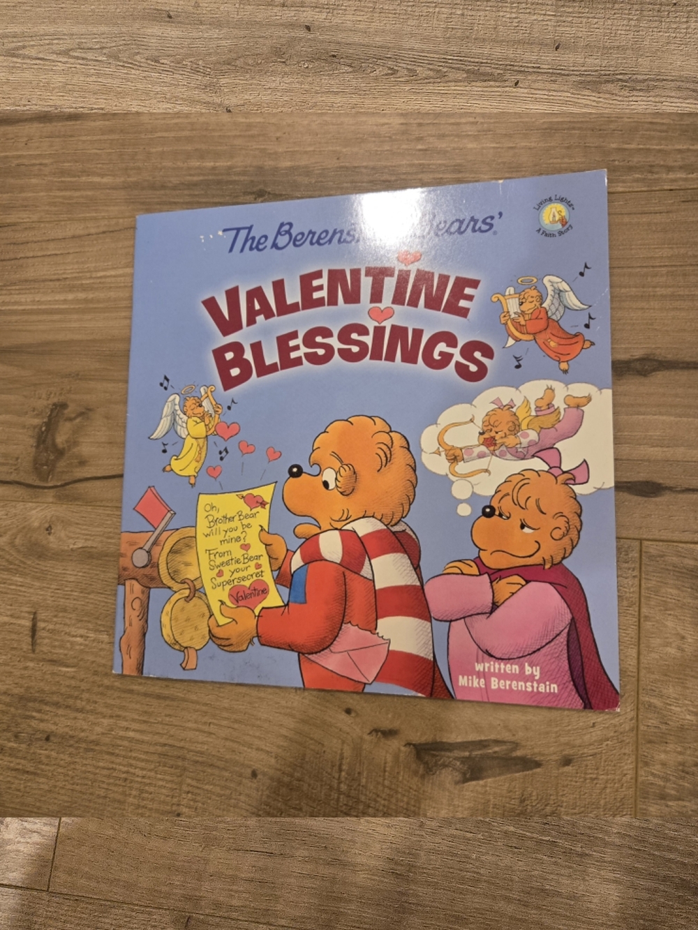 📚 Berenstain Bears’ Valentine Blessings – Mike Berenstain (Living Lights)